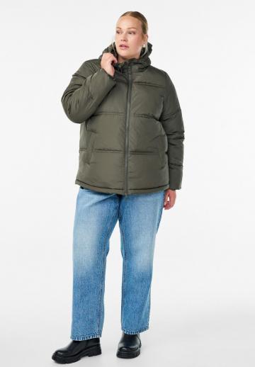 Зимняя куртка