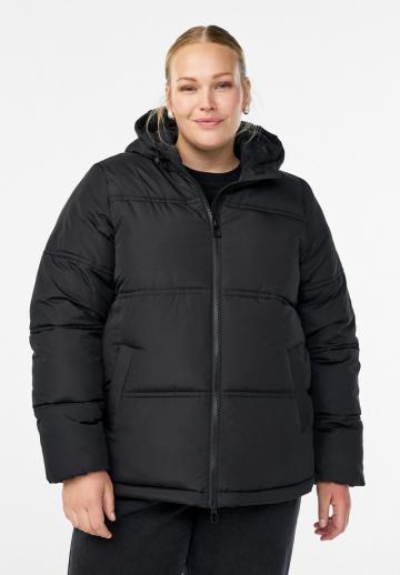 Зимняя куртка