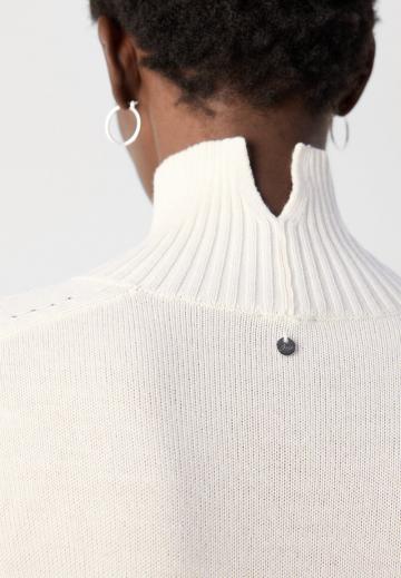 Вязаное платье