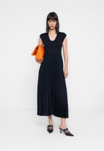 Платье макси