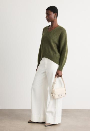 Длинный пуловер