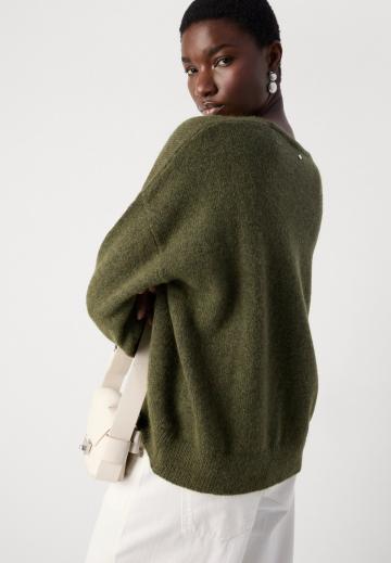 Длинный пуловер