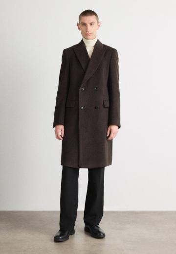 Шерстяное пальто