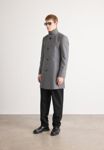 Шерстяное пальто