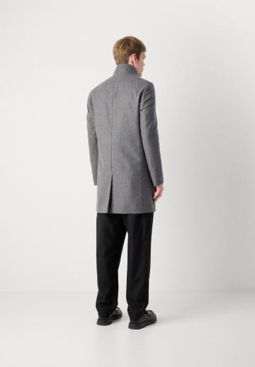 Шерстяное пальто