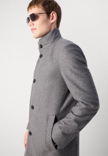 Шерстяное пальто