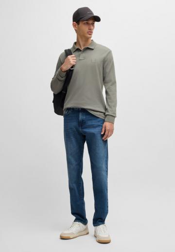 Прямые джинсы