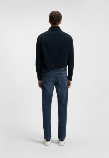 Узкие джинсы