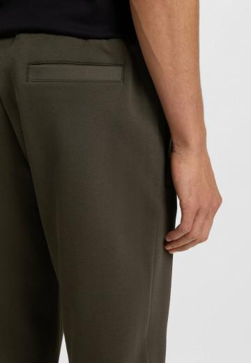 Спортивные штаны