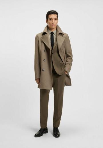 Короткое пальто