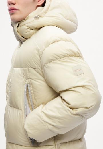 Зимняя куртка