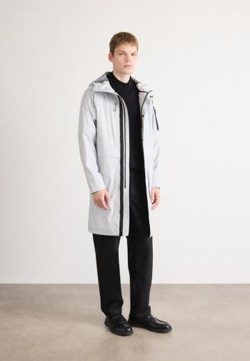 Шерстяное пальто