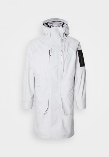 Шерстяное пальто