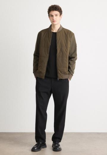 Куртка бомбер