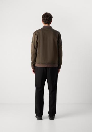 Куртка бомбер