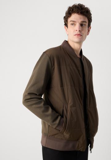 Куртка бомбер