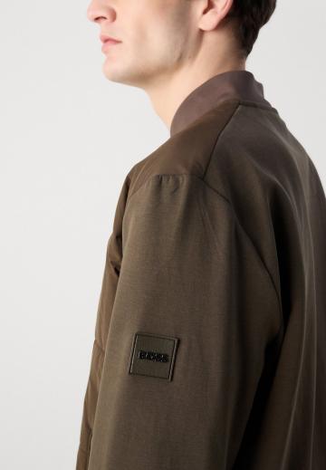 Куртка бомбер