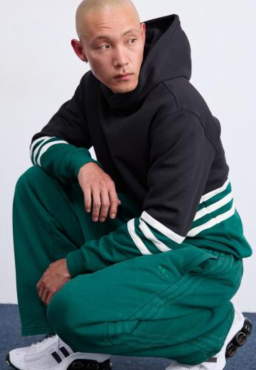 Спортивные штаны