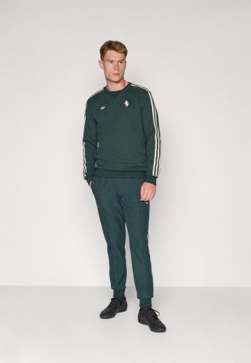 Спортивная кофта