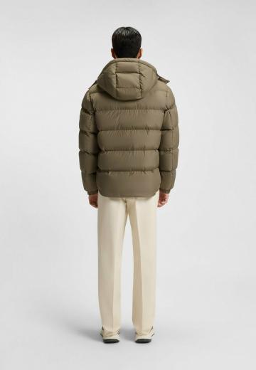 Зимняя куртка