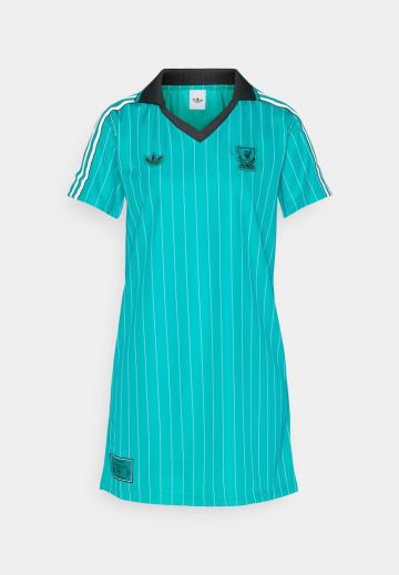 Спортивное платье