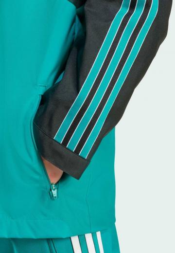 Спортивная куртка