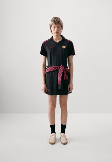 Короткое платье