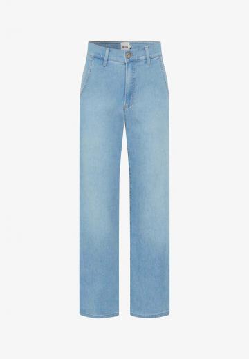 Короткие джинсы