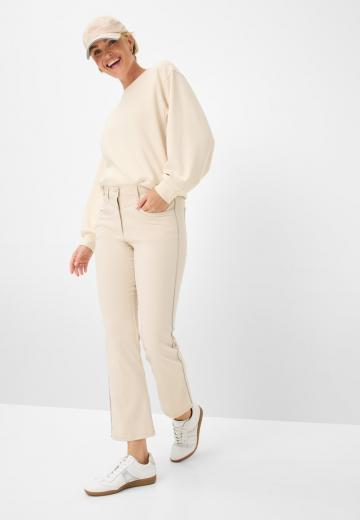 Короткие джинсы