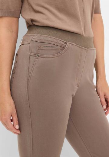 Узкие брюки