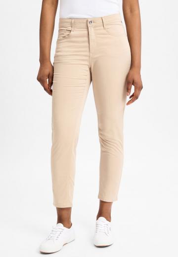 Короткие джинсы