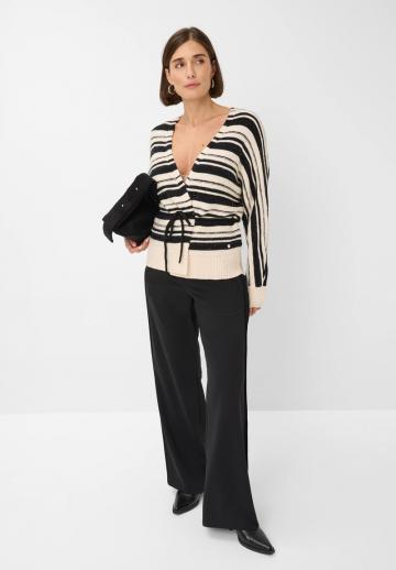 Вязаная кофта