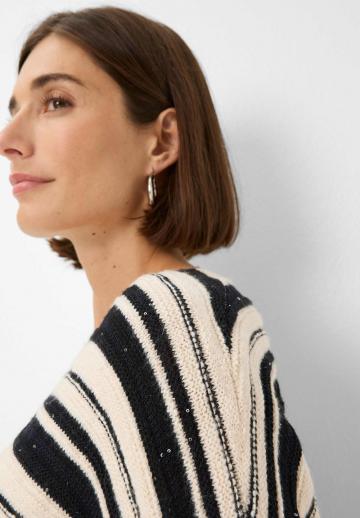 Вязаная кофта