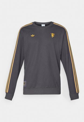 Спортивная кофта