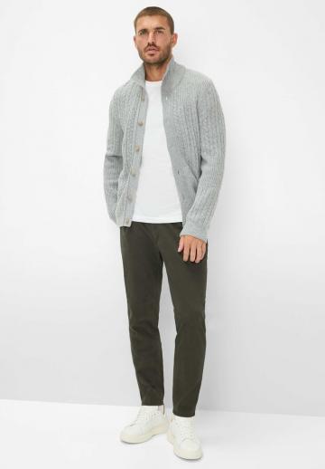 Вязаная кофта