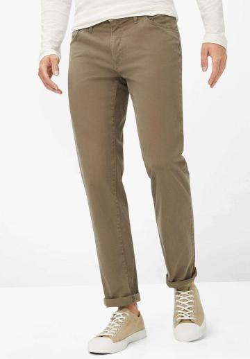 Узкие джинсы