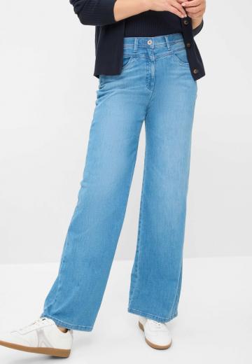 Клешеные джинсы