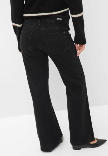 Клешеные джинсы