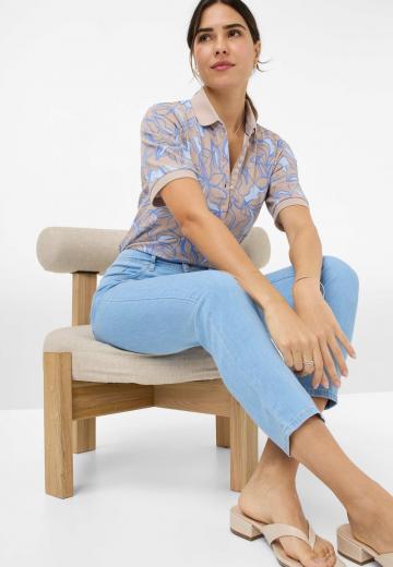 Короткие джинсы