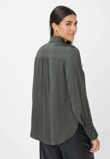 Атласная блузка