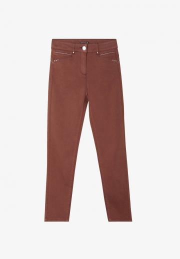 Узкие джинсы