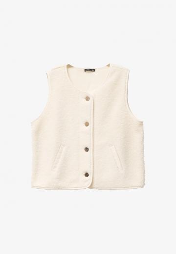 Вязаный жилет