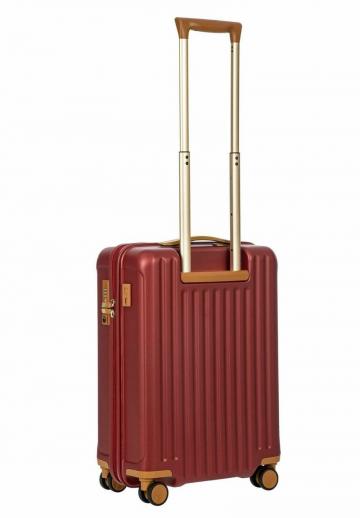 Чемодан на колесах