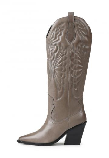 Ковбойские сапоги