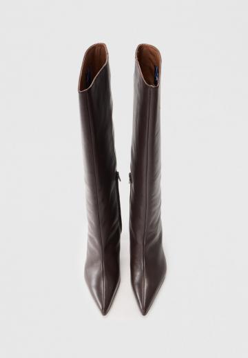 Высокие сапоги