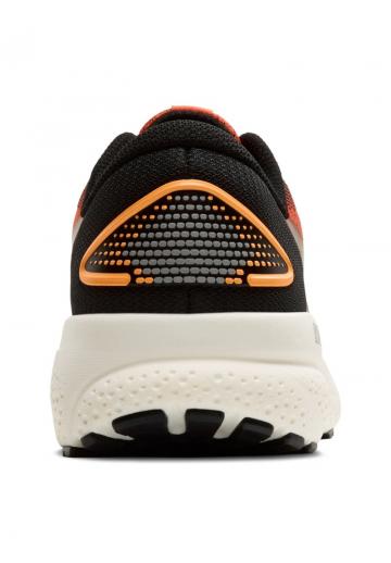 Беговые кроссовки