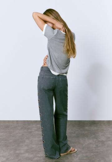 Клешеные джинсы