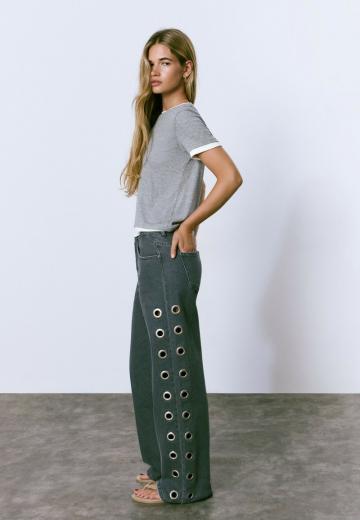 Клешеные джинсы