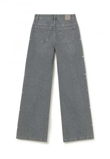 Клешеные джинсы