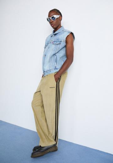 Вельветовые брюки